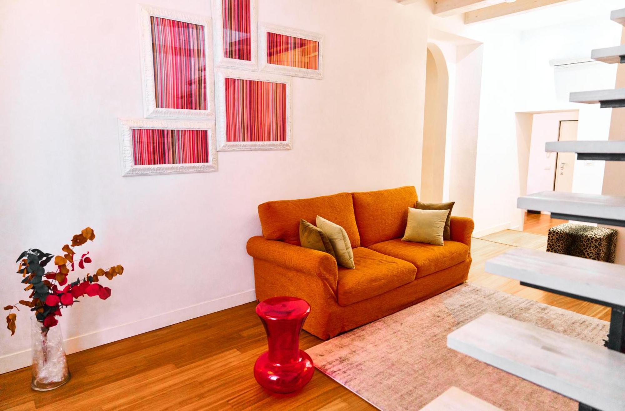 Riverside Loft Navigli - Spacious Two-Bedroom Apartment Milan Bagian luar foto
